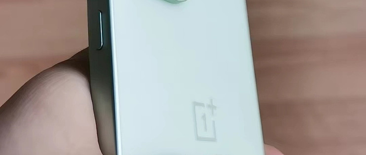 一加Ace 6T真实开箱：性能续航双在线