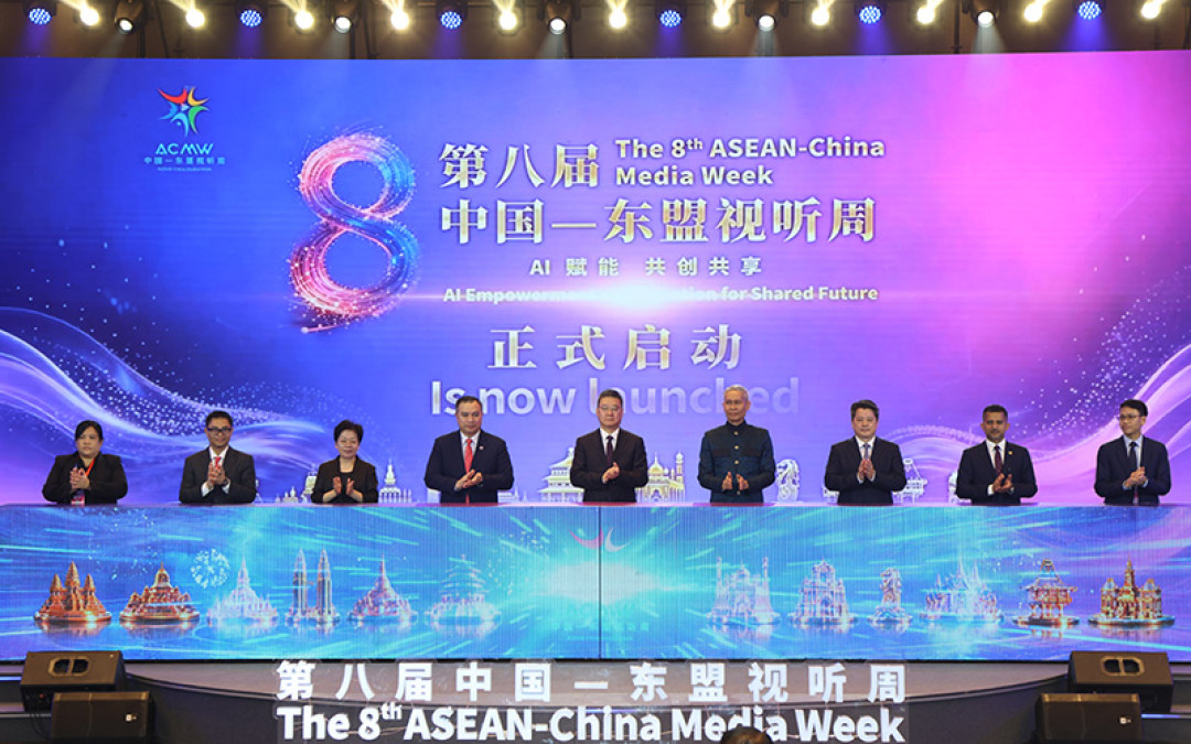 预约页集体变灰,太奶00:06突然开播:红果这轮改档,蹲还是弃?
