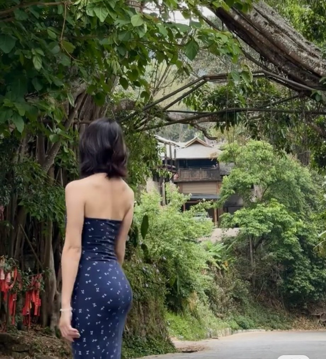 JIDA 无袖裙子夏季女高级感小个子气质吊带裙度假风洋气方领显