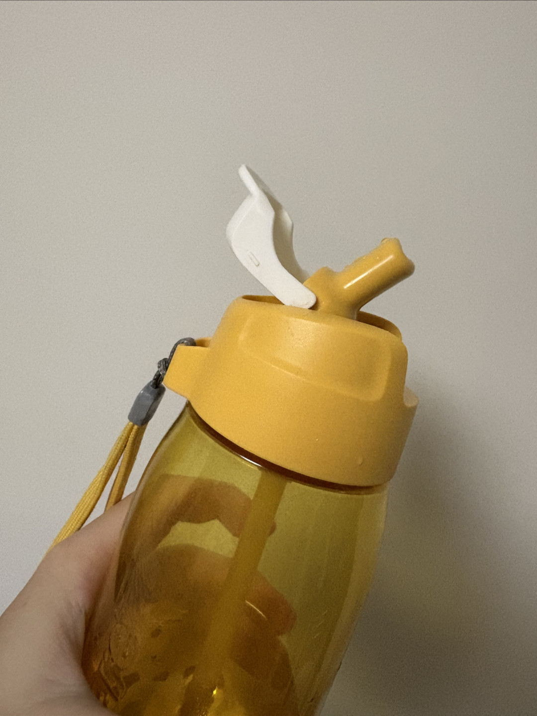 特百惠乐活乐动随心壶750ml：超高颜值学生党运动党的喝水神器！