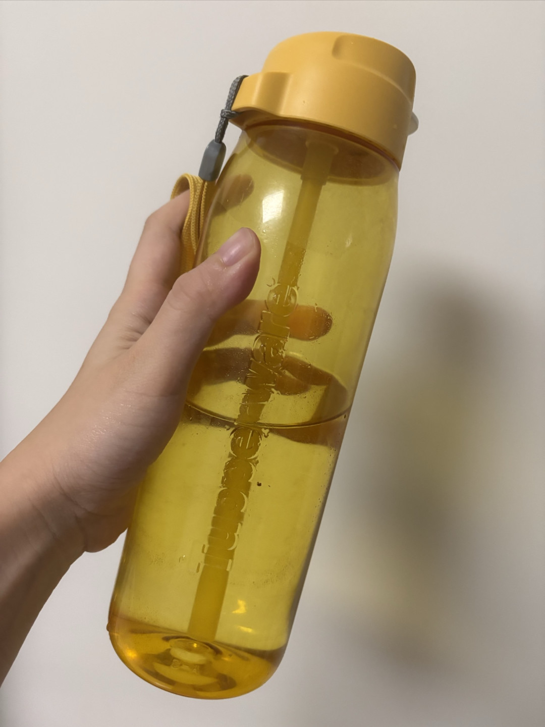 特百惠乐活乐动随心壶750ml：超高颜值学生党运动党的喝水神器！