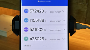 借着外挂才把分数干到269万，Realme GT7 Pro散热也没那么好嘛！ 
