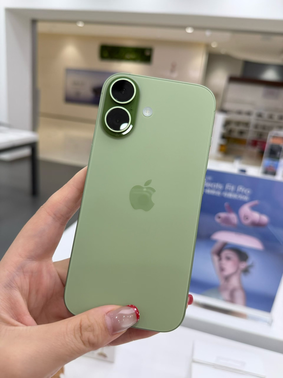 iPhone 17:技术隐于幕后