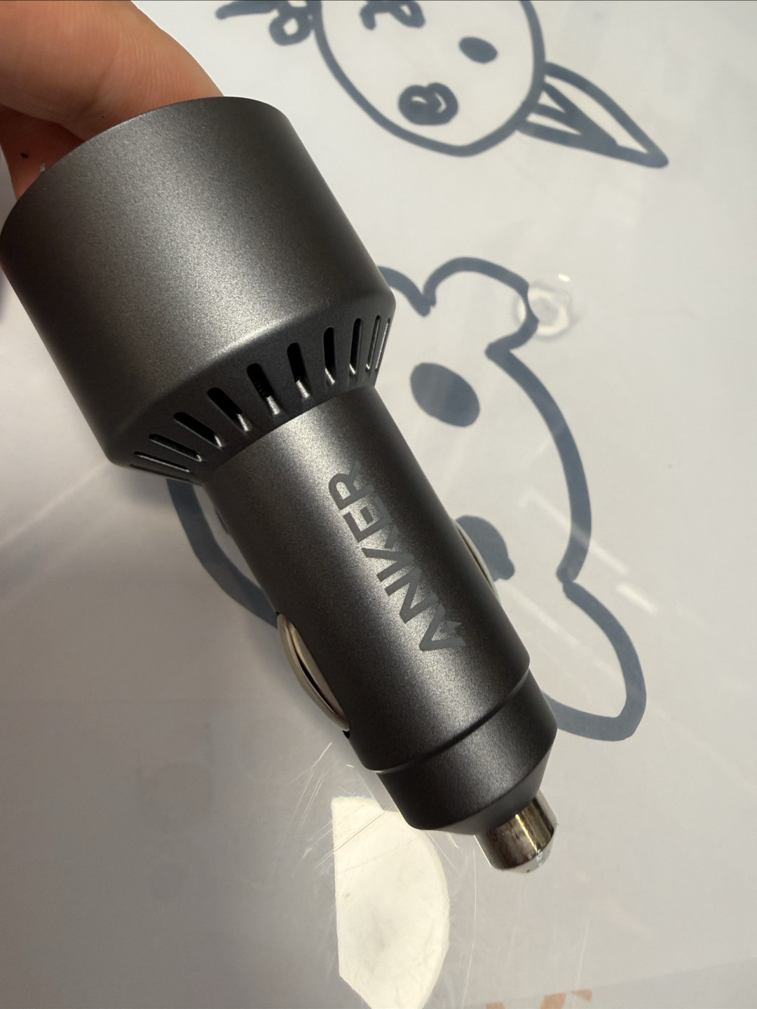 高手来看看，这个安克车载充电器是正品吗？