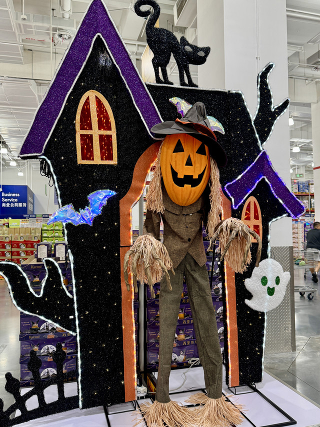 随机吓哭一个小盆友