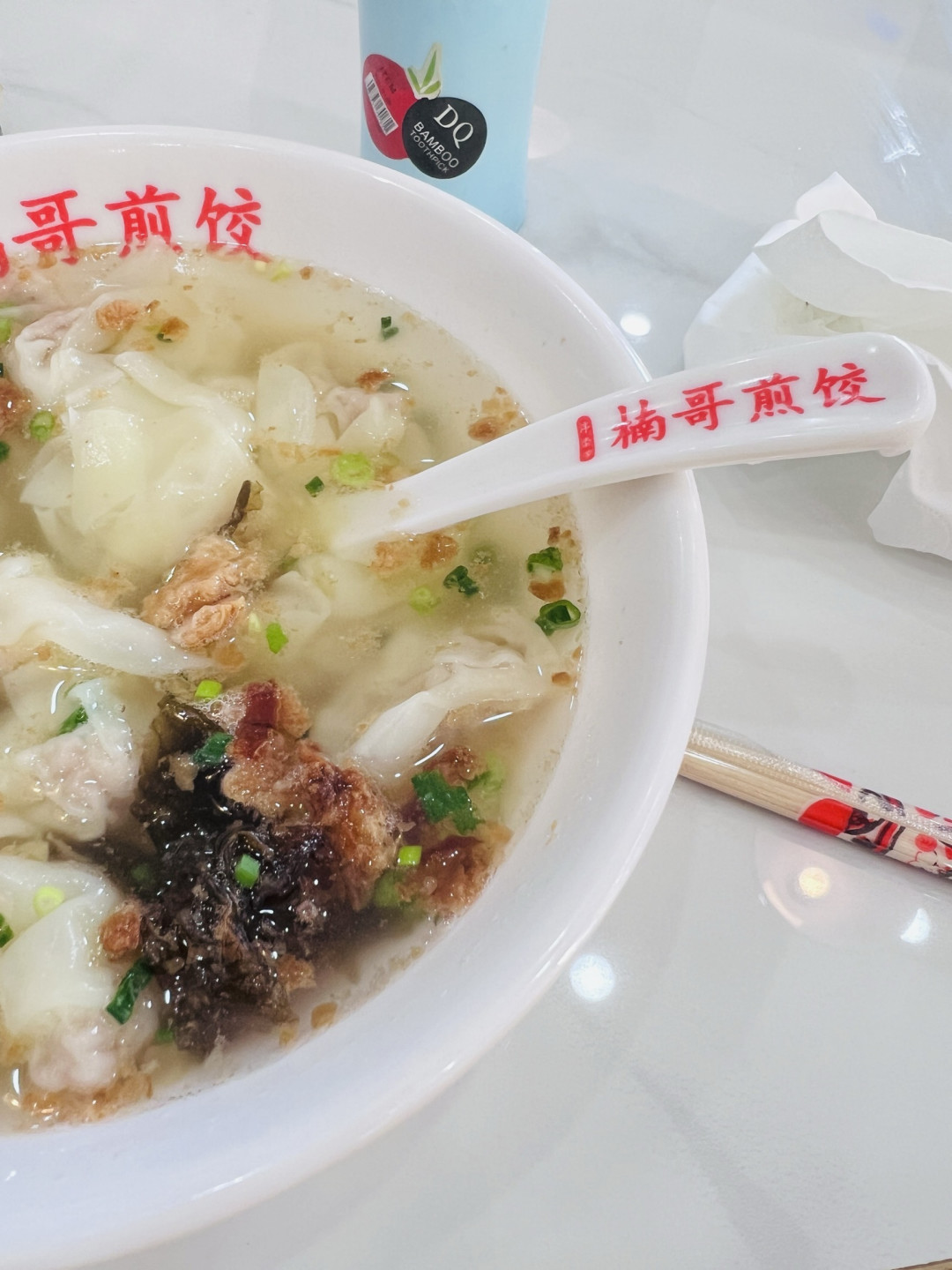 藏在街边的十八年焦香：楠哥煎饺的一口鲜脆