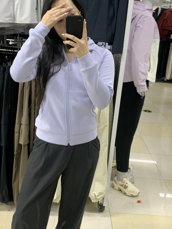 骆驼运动夹克