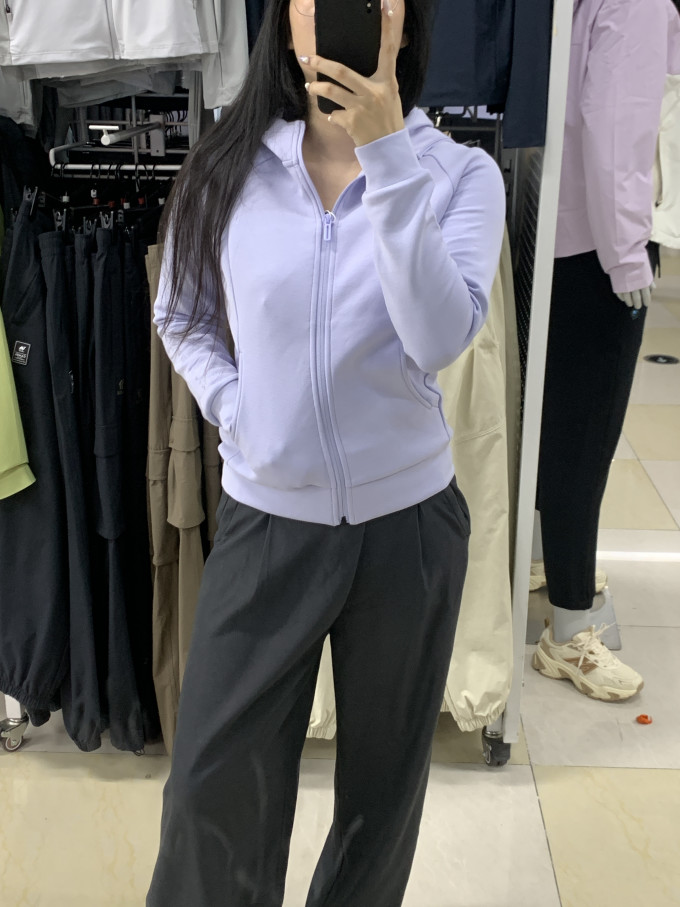 骆驼运动夹克