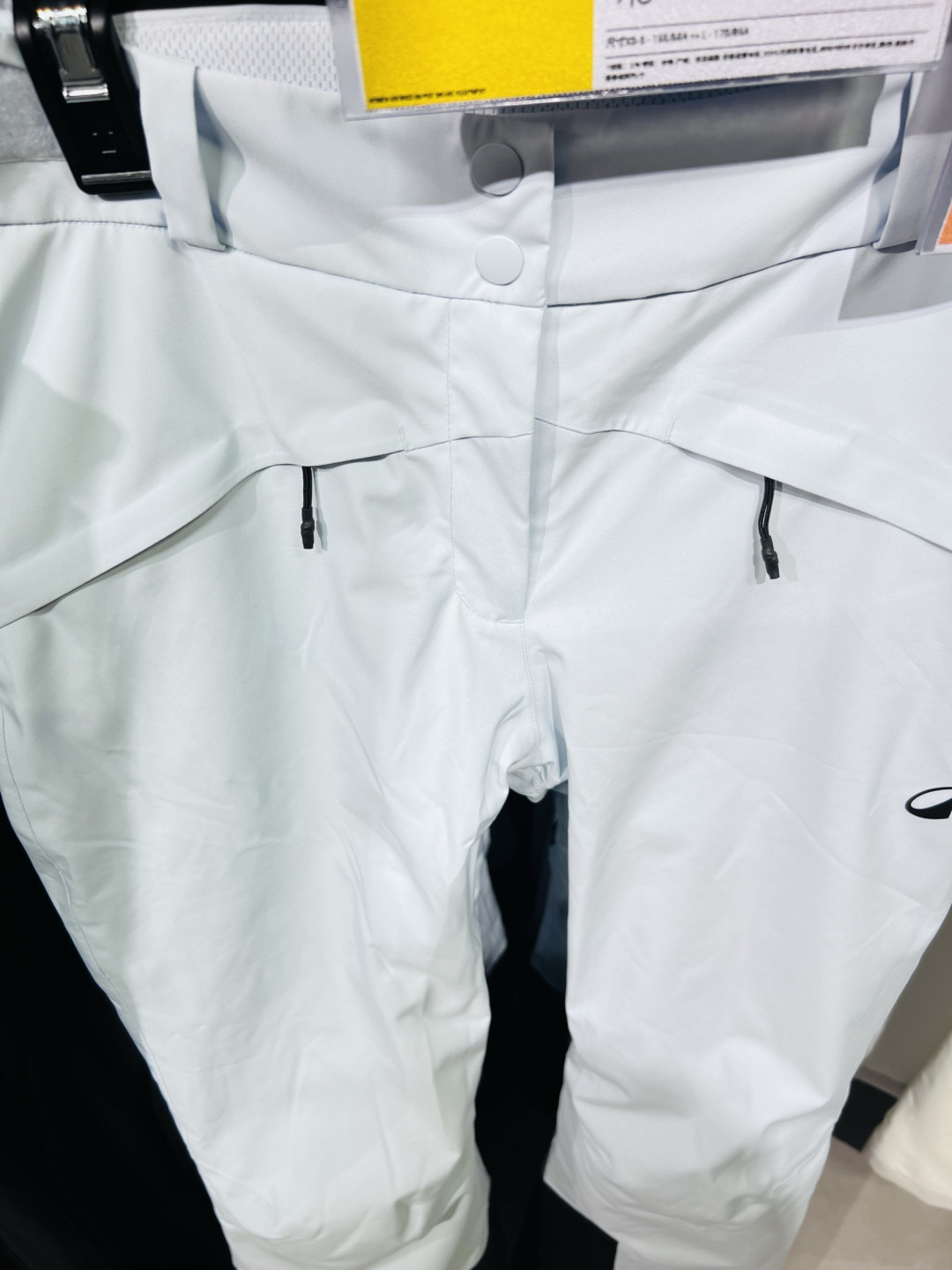 迪卡侬VEDZE女士滑雪裤:环保与性能兼具的雪场实用之选!