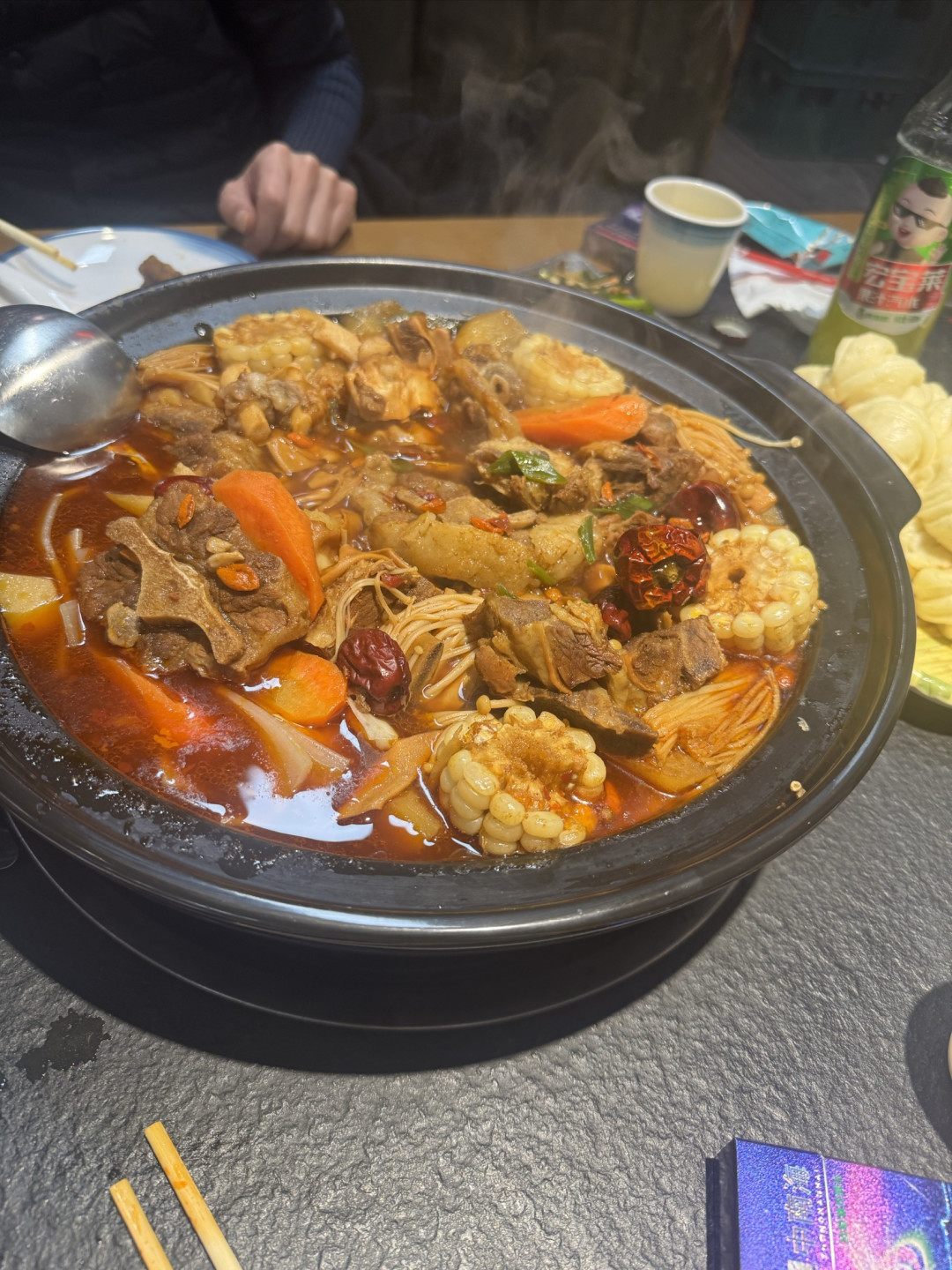 很冷,煮了锅中药