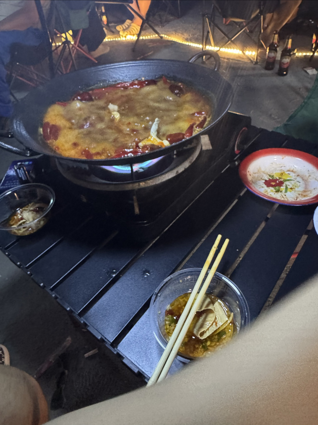 很冷,煮了锅中药