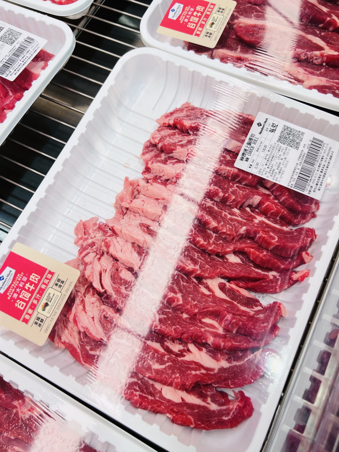 冬日雪季暖锅，一口谷饲牛肉的烟火温柔！