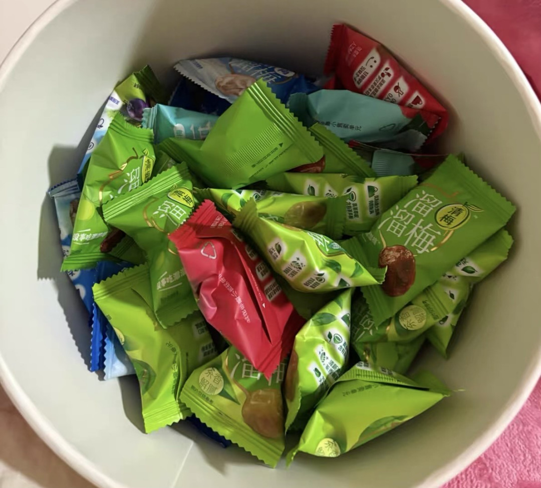 溜溜梅全家桶：一桶装下整个“梅”好年
