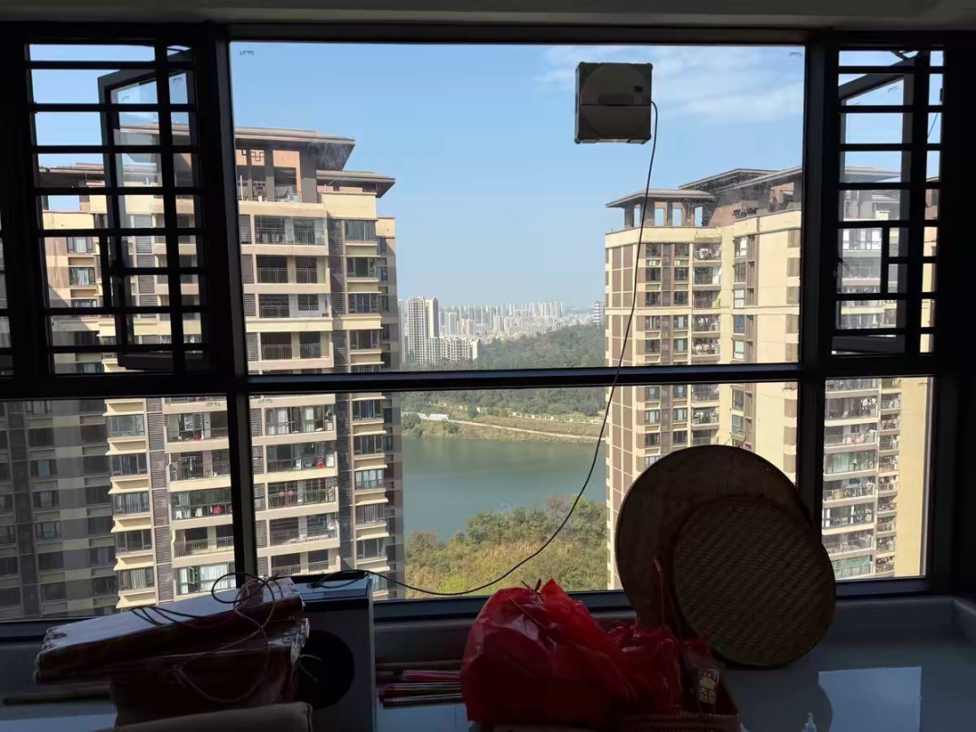 科沃斯窗宝W3测评:把“云端管家”请回家,擦窗从此不费力