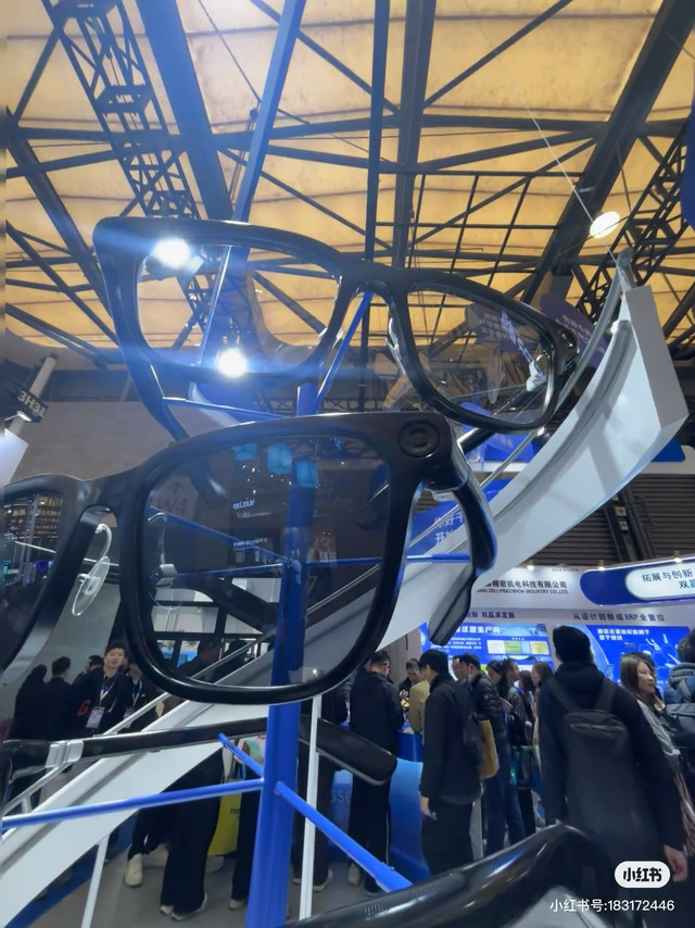 千问AI眼镜G1：语音操控便捷体验