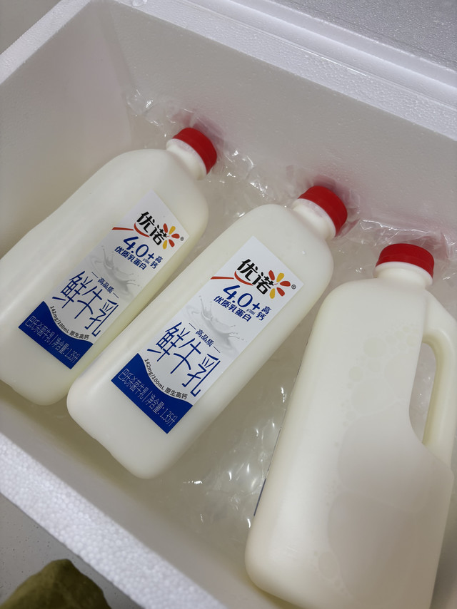 优诺4.0鲜奶1.35Lx3桶，抖音购物分享