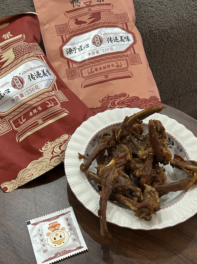 性价比零食大推荐！陈阿炳鸭架就是性价比之王✨
