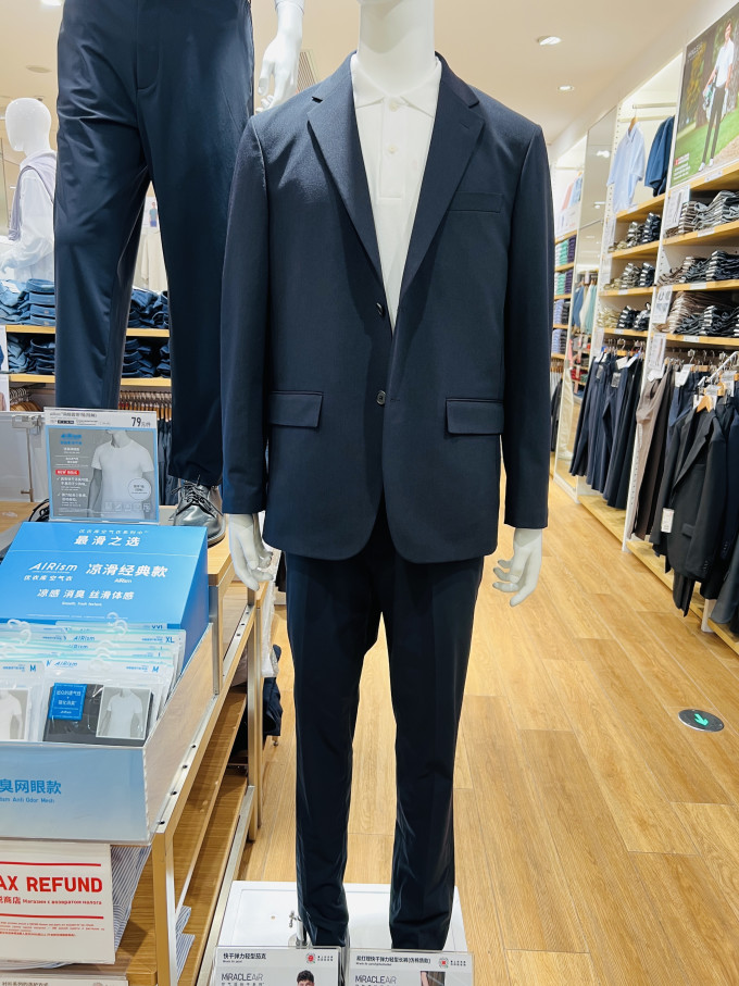 优衣库男士西服