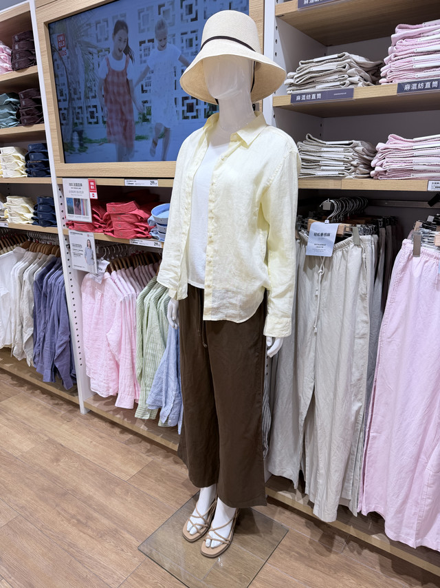 优衣库夏日穿搭，把松弛感穿进日常