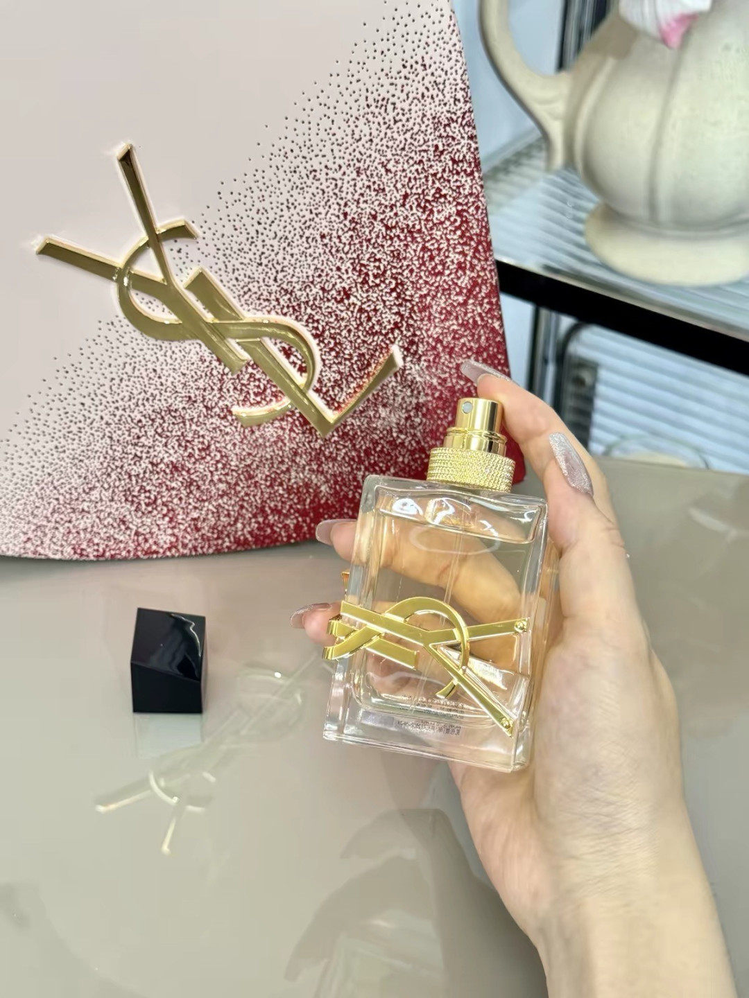 520送礼指南：YSL自由之水，把“自由与爱”装进礼盒