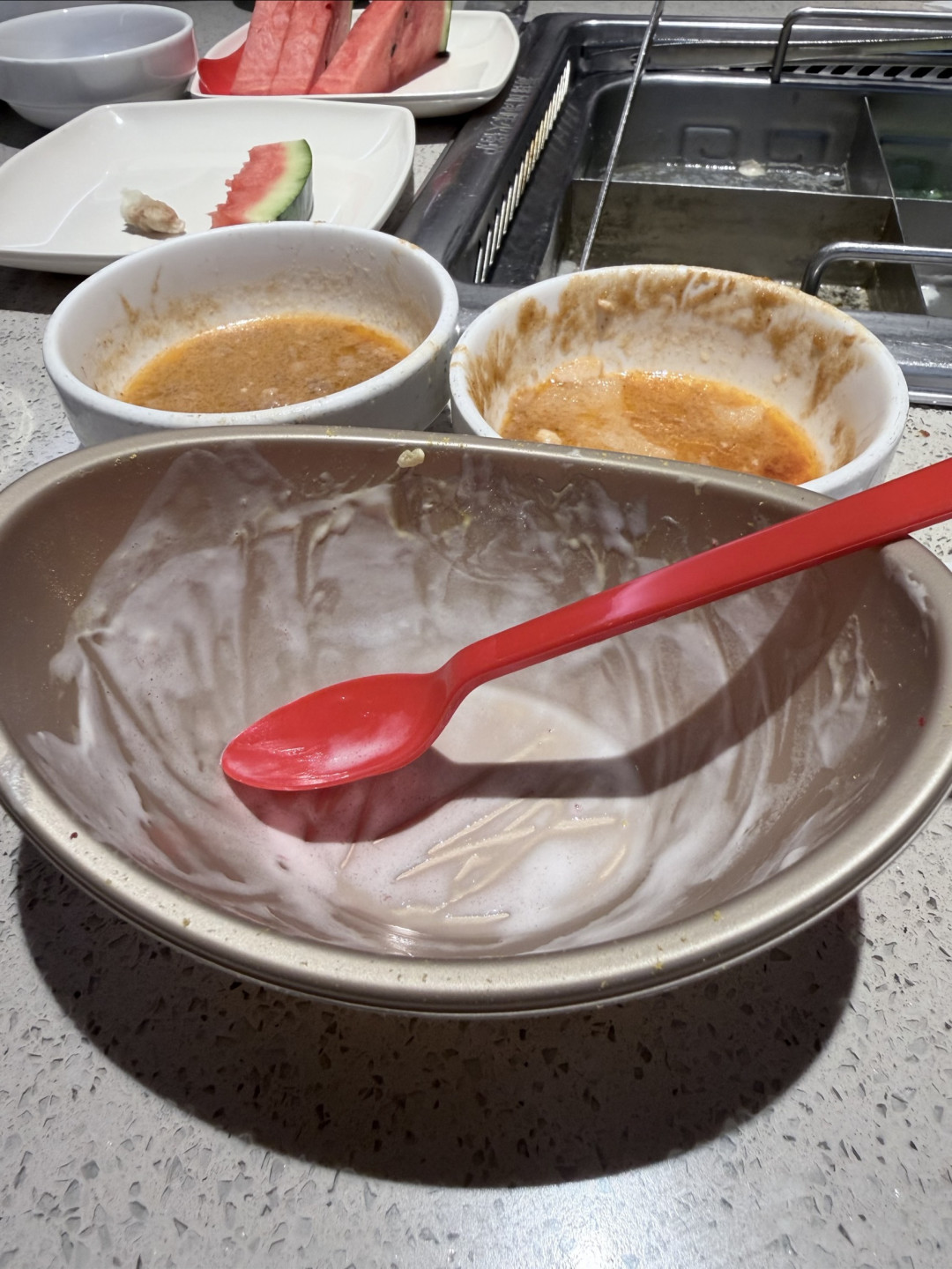 火锅绝配!DQ这款小黄鸭冰淇淋锅,好吃到连碗底都刮干净