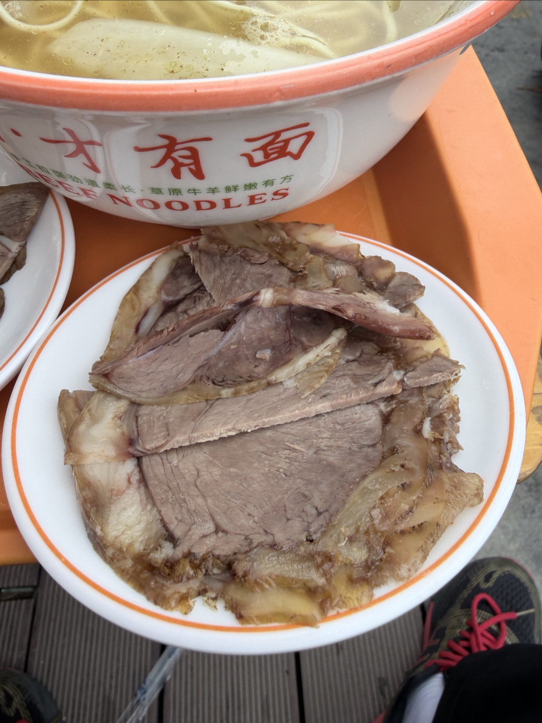 一碗牛肉面,读懂兰州城,有点正宗的兰州牛肉面