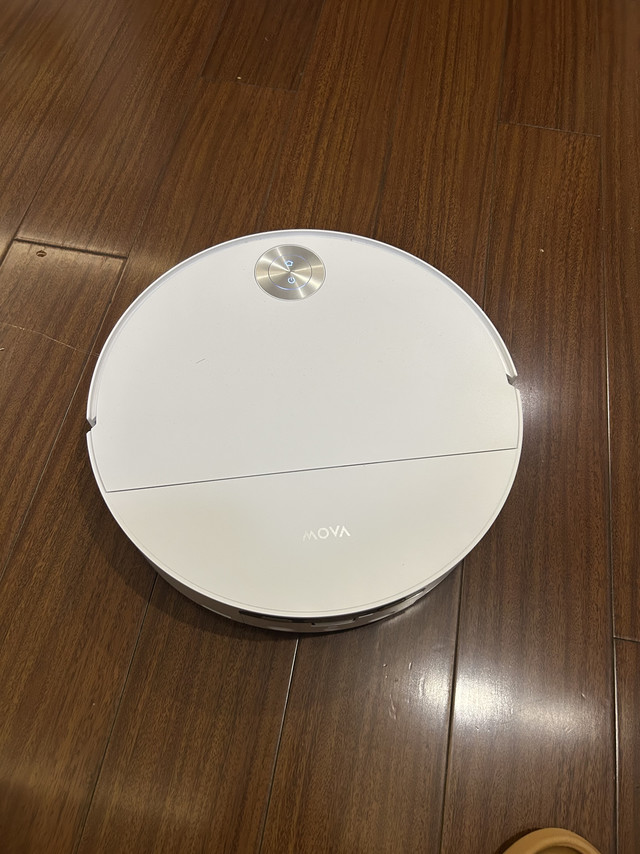 Mova P70s扫地机器人
