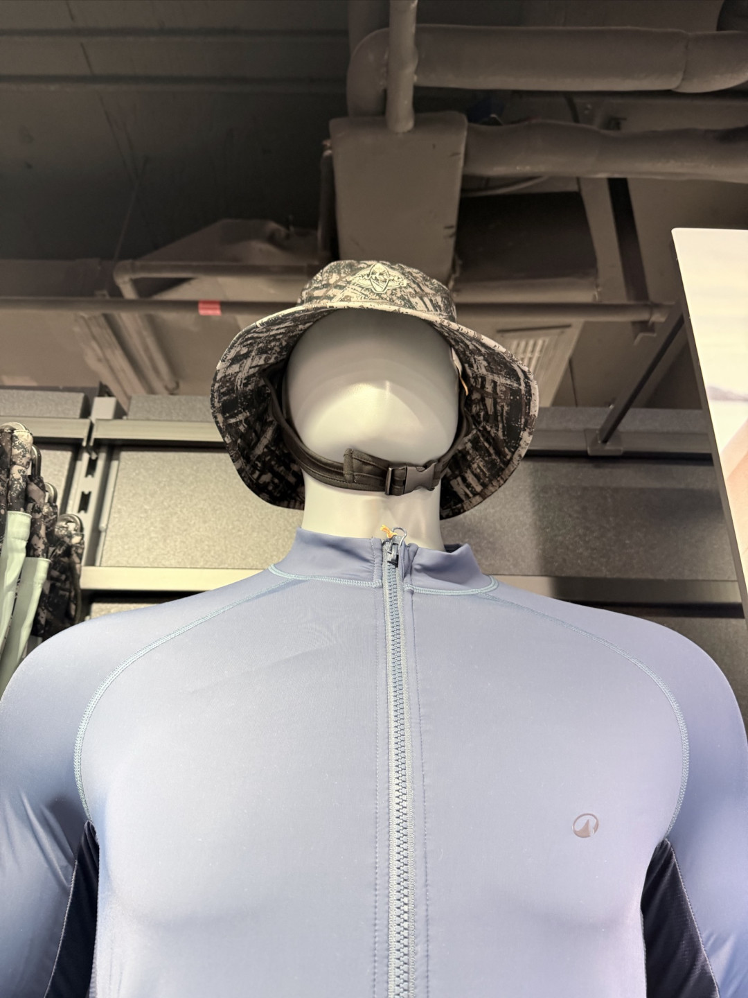 奔赴夏日山海：迪卡侬藏着普通人的户外自由