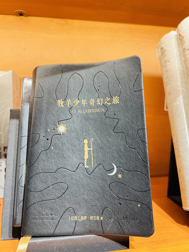 经典书单：在文字里赴一场跨越时空的相遇