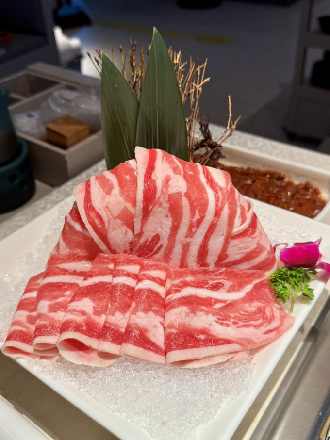 聚会餐饮