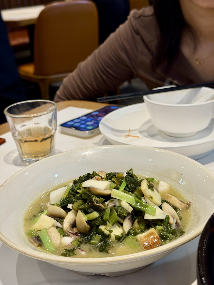聚会餐饮