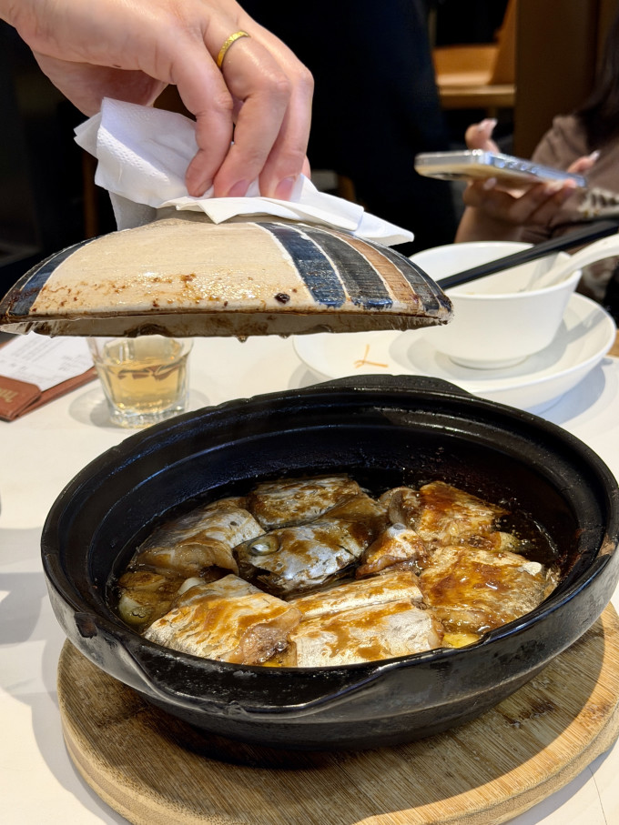 聚会餐饮