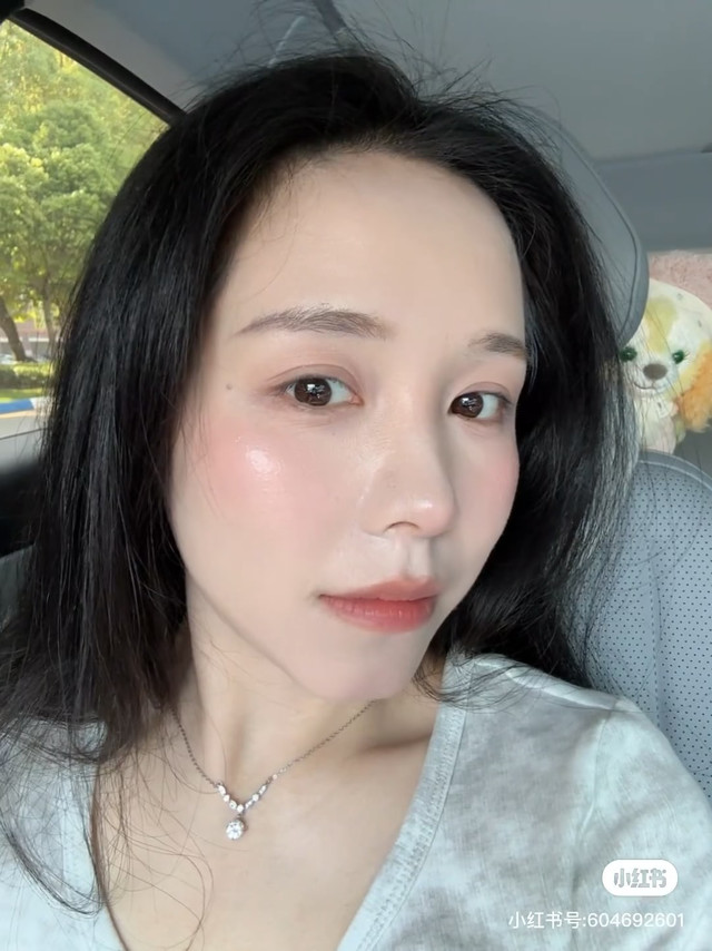 夏日水光肌化妆技巧详解
