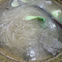 夏日吃牛肉汤配炒饭