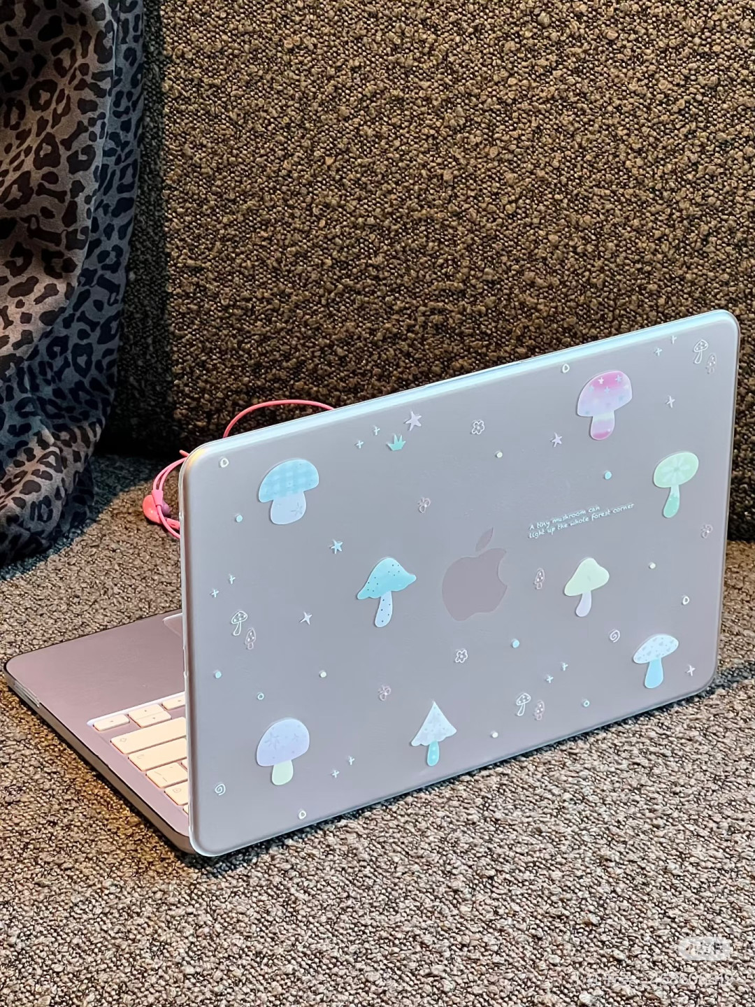 开学装备｜MacBook笔记本电脑，属于女生的高颜值学习本