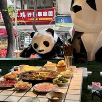 天府广场走两步,成都话越听越顺耳了