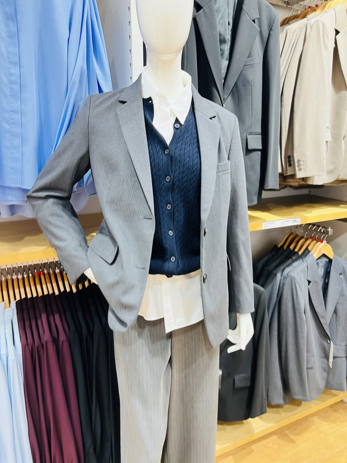 优衣库男士西服