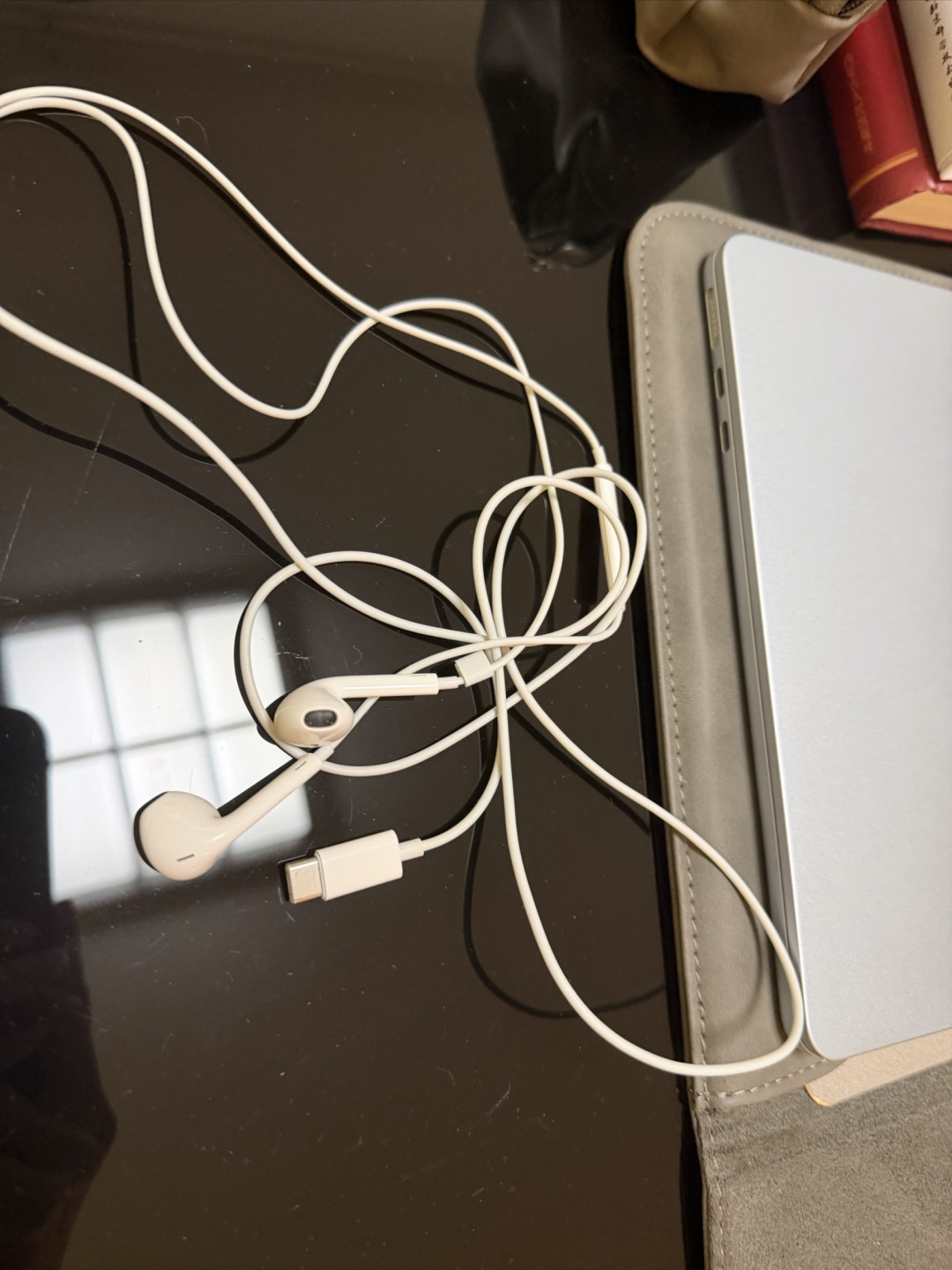 通勤听音治愈好物:苹果EarPods有线耳机,平淡时光的温柔陪伴