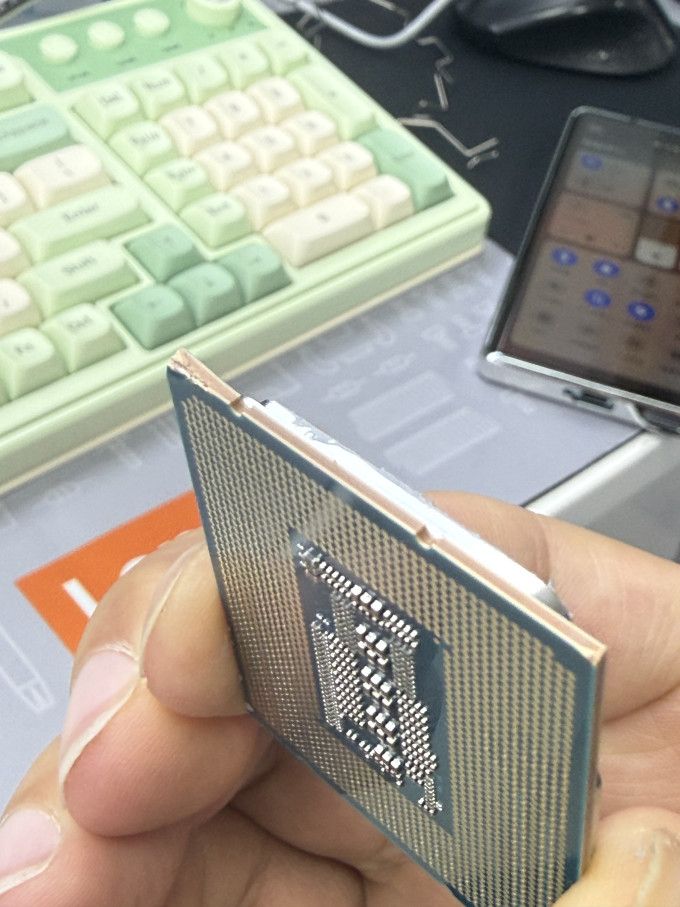 CPU
