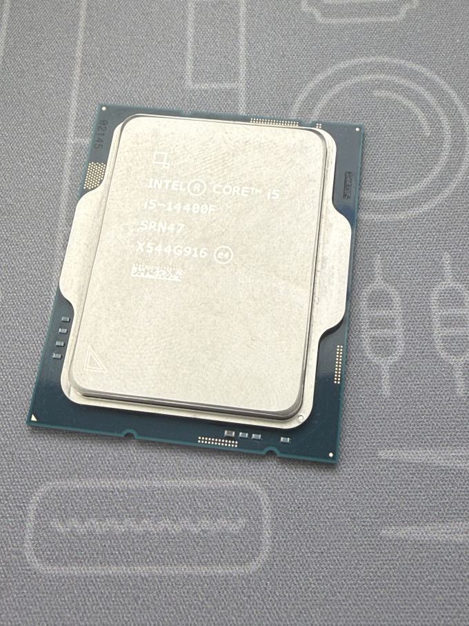 CPU