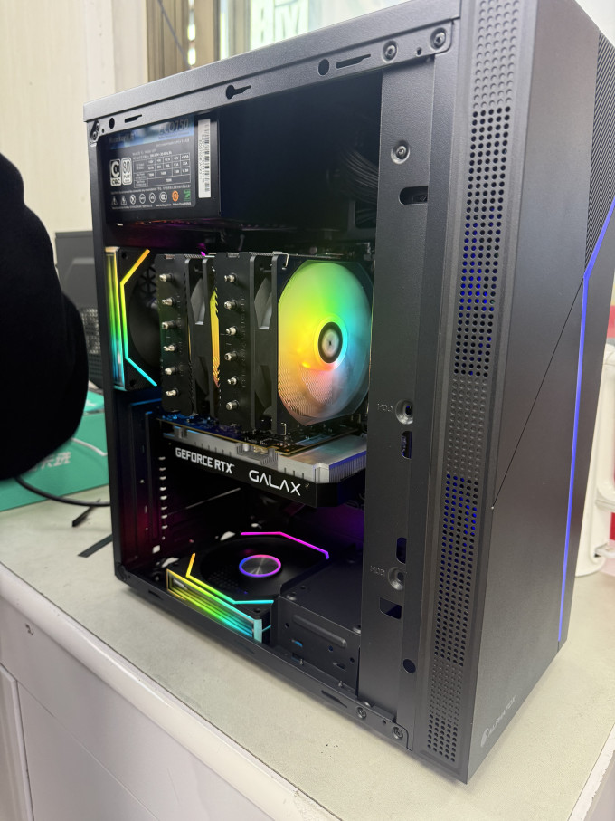 CPU