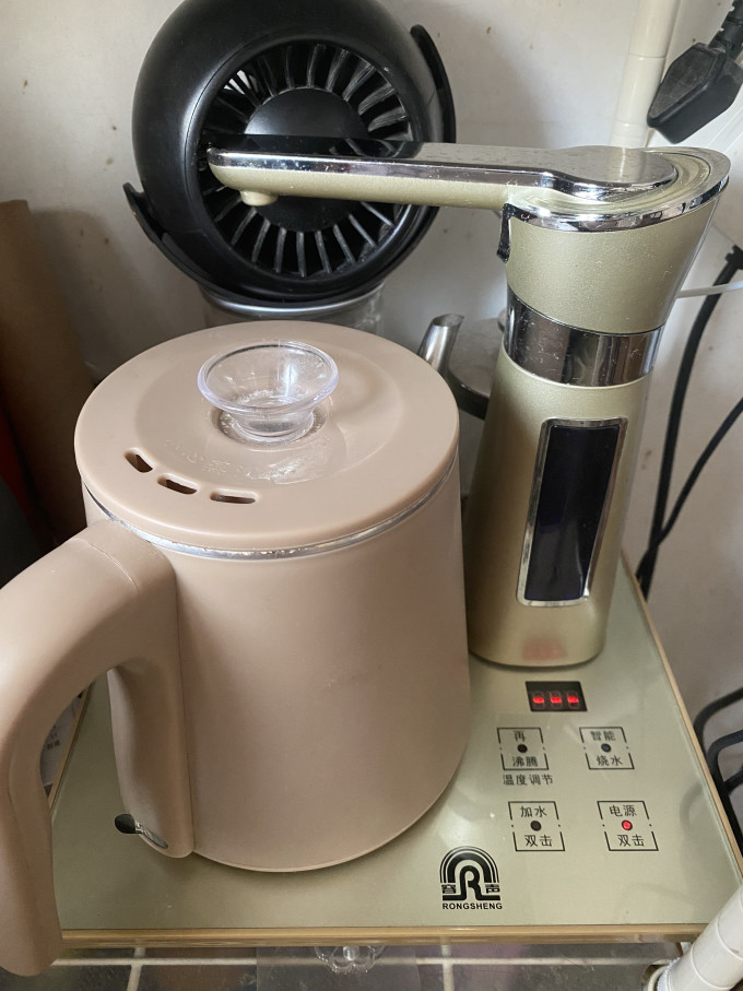 容声电水壶