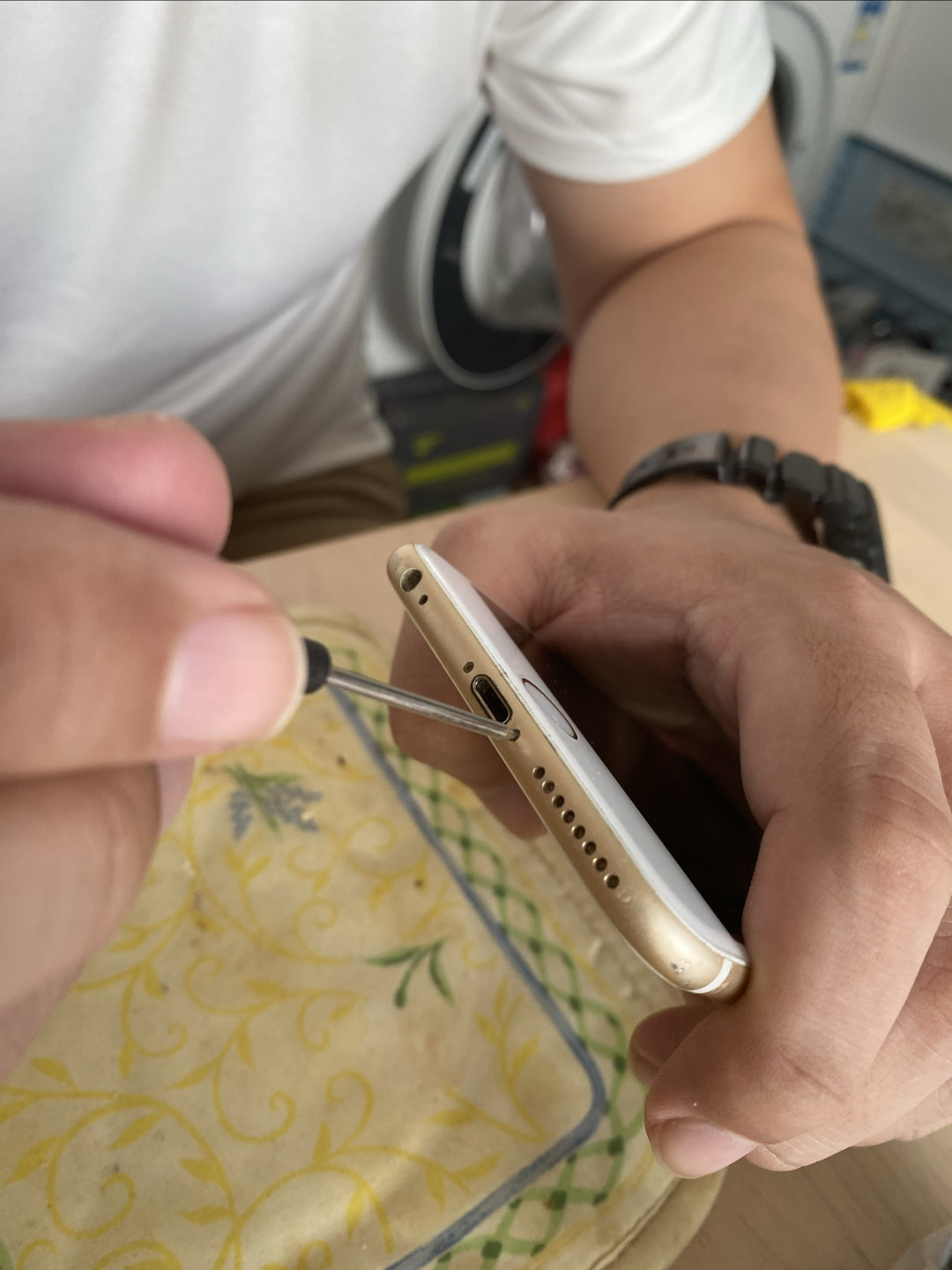 买iphone18p以旧换新送走iphone6sp,换屏幕拯救照片