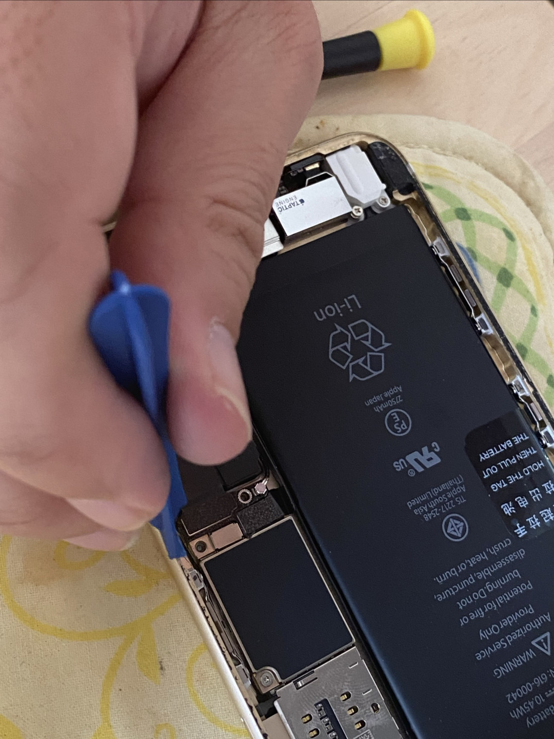 买iphone18p以旧换新送走iphone6sp,换屏幕拯救照片